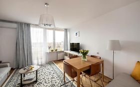 Shortstaypoland Darwina